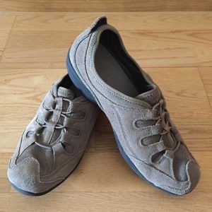 Women's Lands' End Suede Slip On Shoes 7 1/2